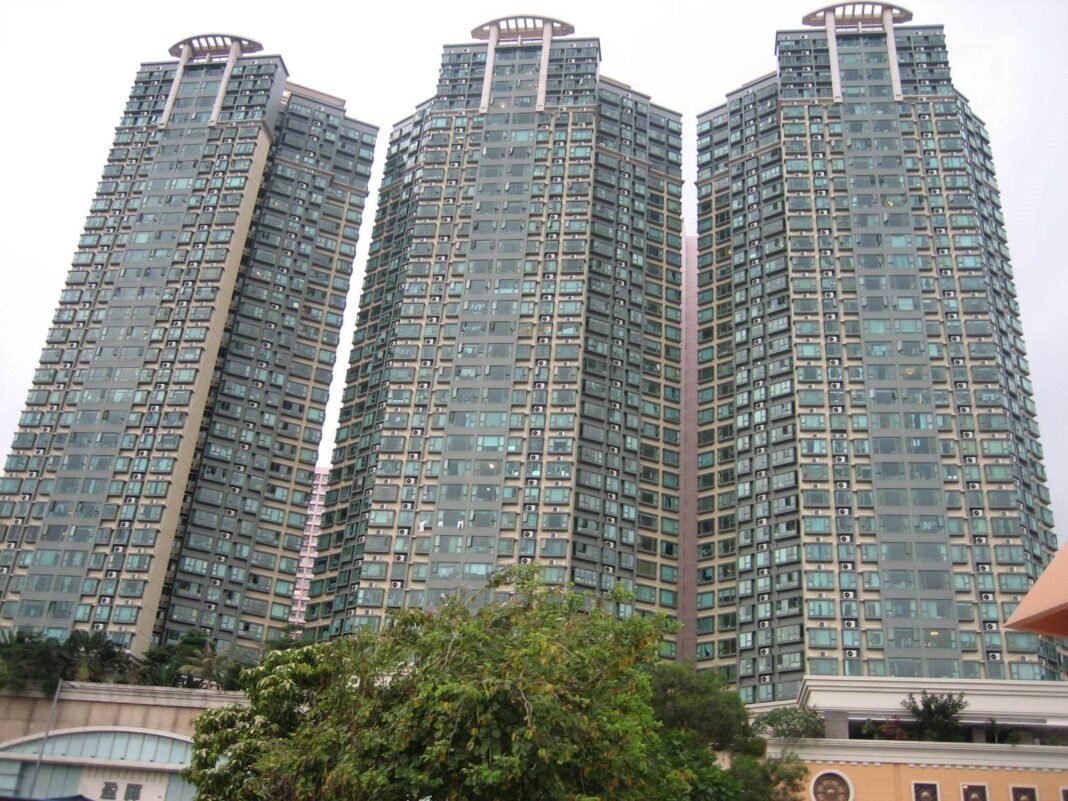 盈暉臺低層兩房戶 家長客570萬元承接