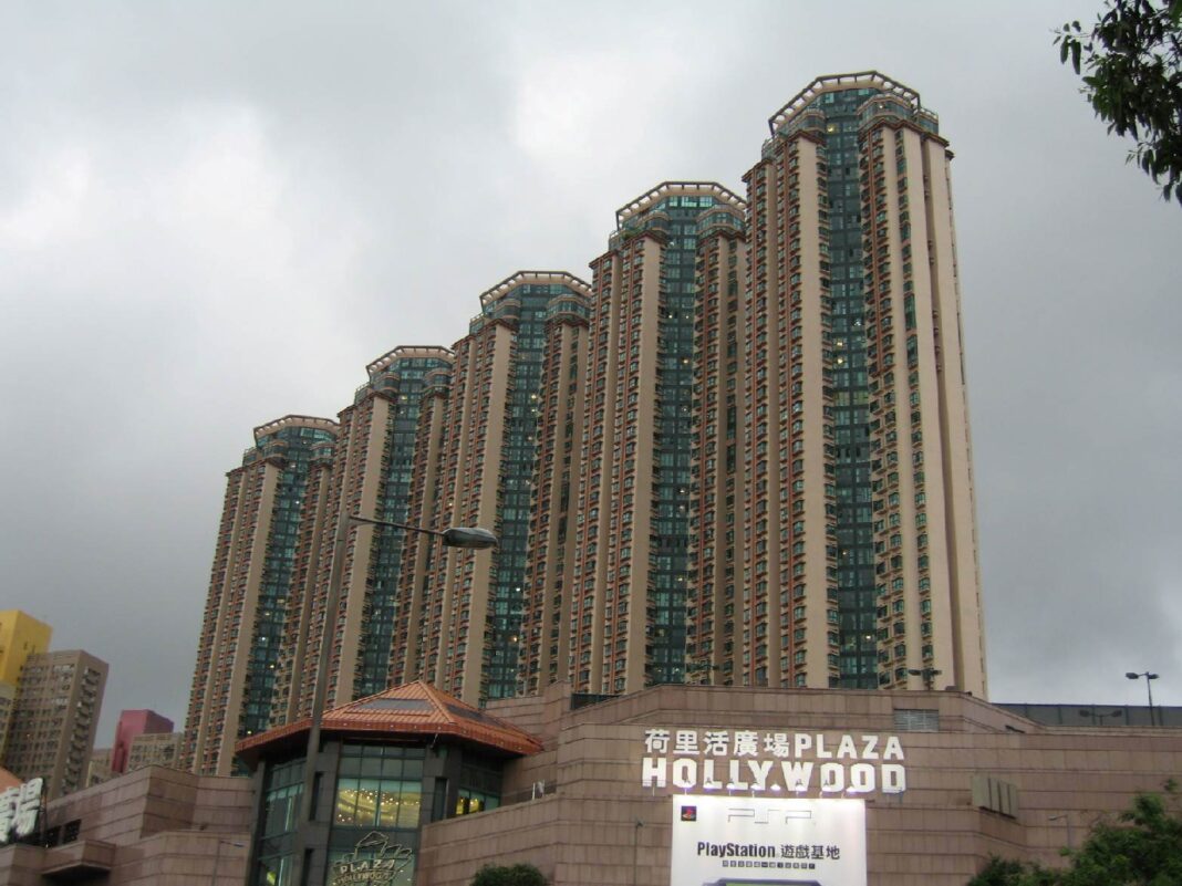 鑽石山星河明居相連戶 外區家庭客1428萬元承接